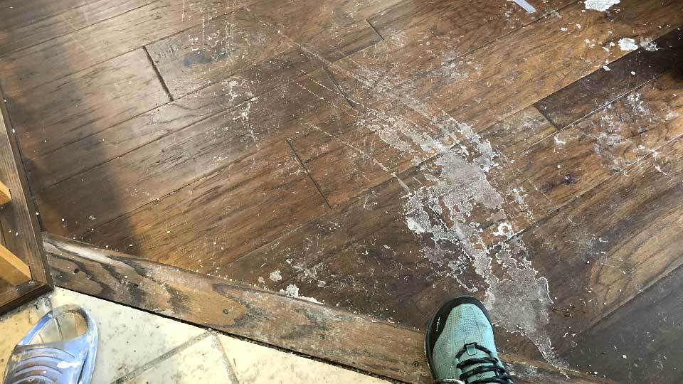 塩のついた床の写真